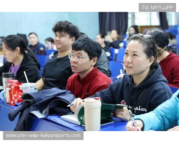 羽毛球训练基地举办裁判员实务培训提升执裁水平，羽毛球裁判员证有用吗