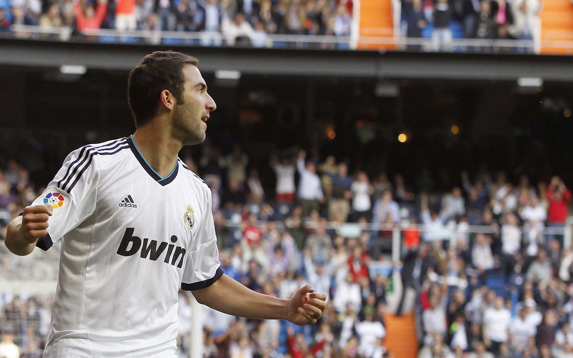 德甲青训系统结合视觉感知训练强化位置判断